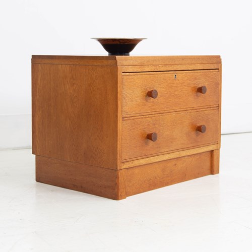 Good 1930S Solid Oak Modernist Low Chest Of Drawers