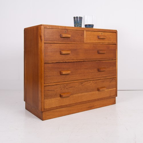 Good Mid Century Oak Chest Of Drawers