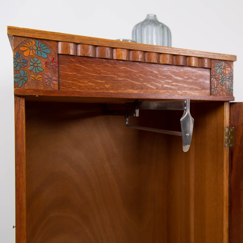 Charming Little Oak Art Deco Cabinet By Gomme C1930-billy-hunt-gomme-dressing-cabinet-7-main-638371252768559439.jpg