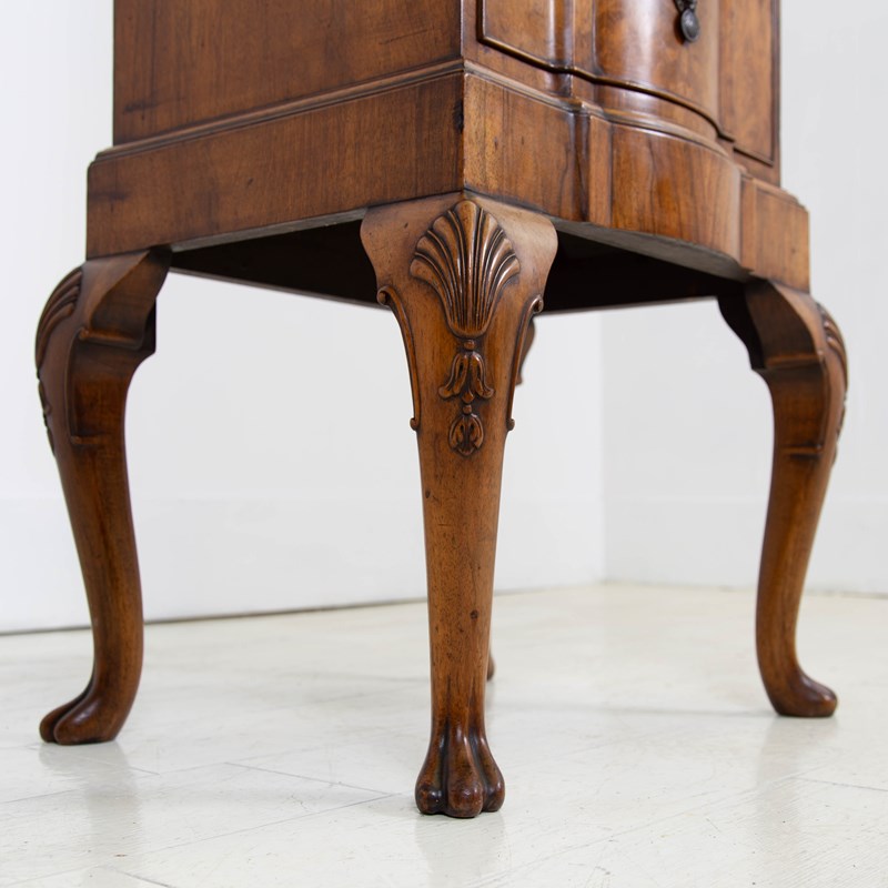 1920S Heals Of London Burr Walnut 3 Drawer Cabinet With Label-billy-hunt-heals-walnut-cabinet-6-main-638327297674523593.jpg
