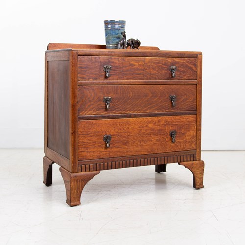 Little English Oak Chest Of Drawers C1920