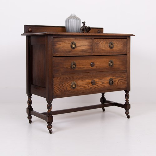 Attractive English Oak Chest Of Drawers 1910