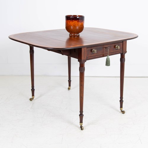 19Th Century Inlaid & Mahogany Crossbanded Pembroke Table