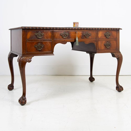 Waring & Gillow Leather Topped 5 Drawer Desk C1920