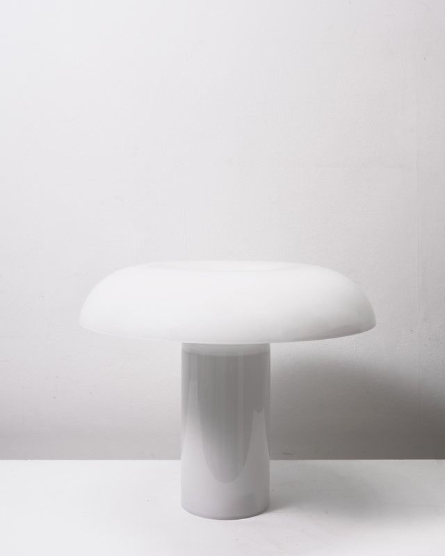 Matias Moellenbach Glass Table Lamp-brock-street-antiques-4090-image-main-637871754874630088.jpg