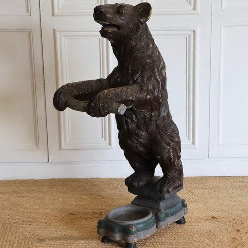Mid 20Th Century Carved And Painted Bavarian Stick Stand In The Shape Of A Bear