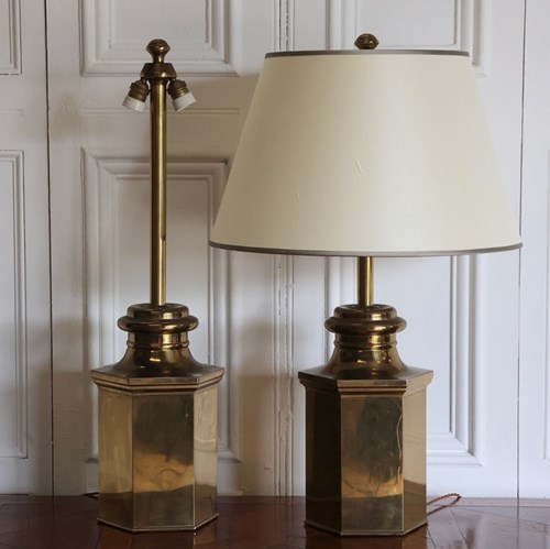 Large & Smart Pair Of 1970S Spanish Table Lamps In Brass