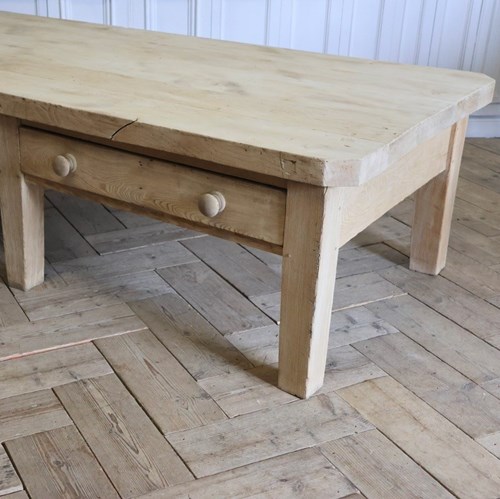 Very Large Turn Of The 20Th Cent English Bleached Elm Preparation Table