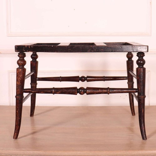 English Luggage Stand