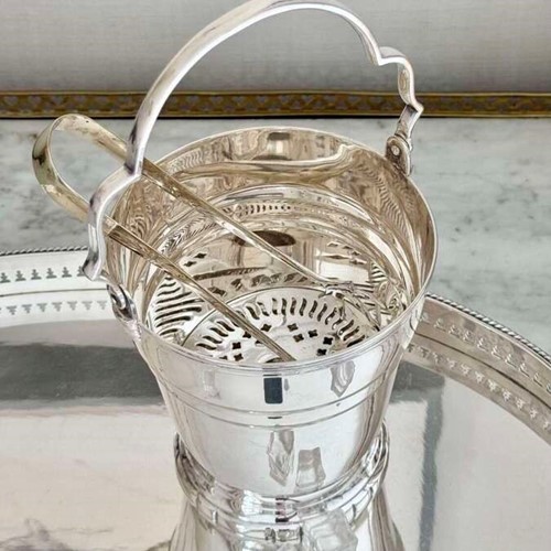 Quality Art Deco silver plated ice bucket, removable ice melt tray & tongs