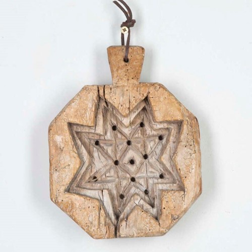 Early 19th Century Sycamore Cheese Mould