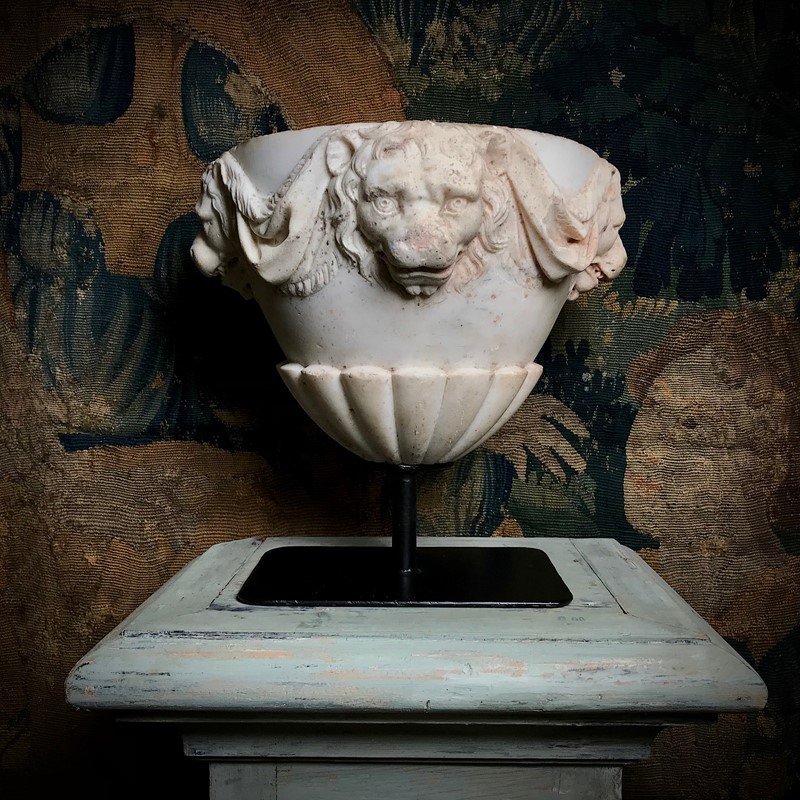 16Th C. Italian Carrara Marble Lion Fragment-chris-holmes-antiques-0230f93b-52be-40df-b4bc-9ed46690146f-main-637788219294288680.jpeg