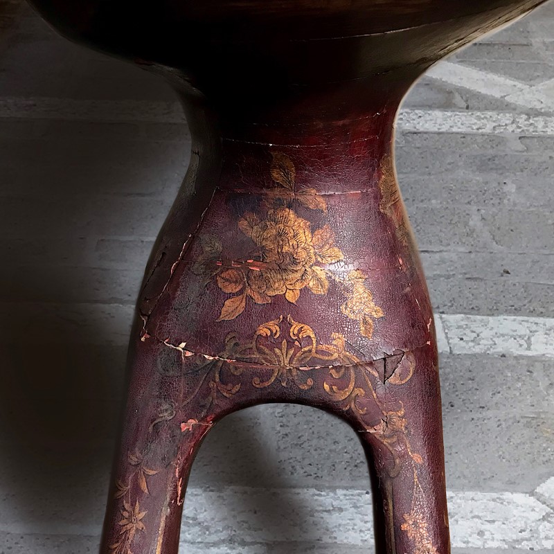 Rare Venetian Gondola Chair C.1740-chris-holmes-antiques-4ffaaf0e-c7e8-4e81-9743-00ea700b1961-main-637793134729584910.jpeg