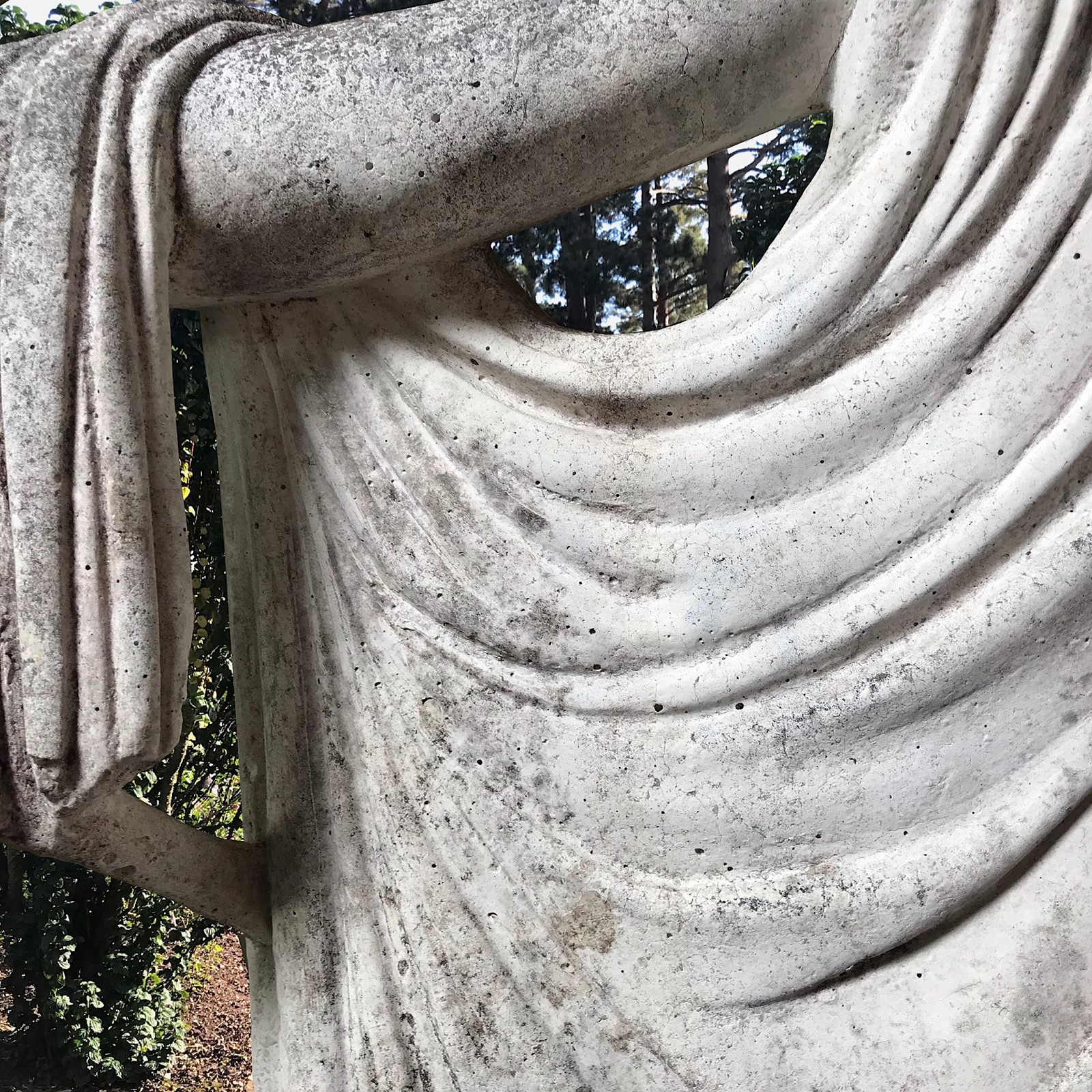 Apollo Belvedere Bust on Roman Plinth - Design Toscano