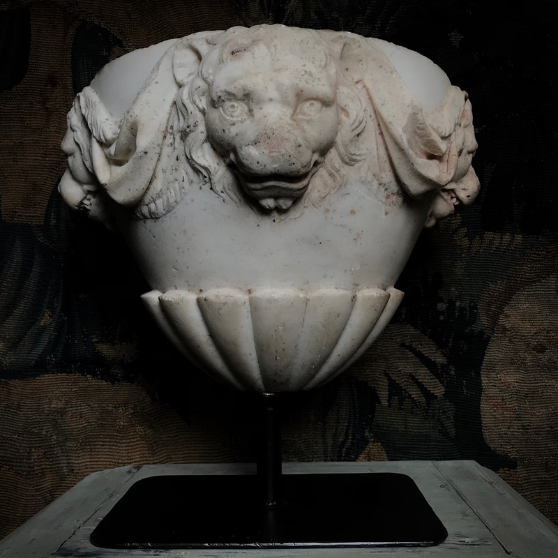 16Th C. Italian Carrara Marble Lion Fragment-chris-holmes-antiques-ecdf4591-69c8-4b02-9512-4bb32570e20a-main-637788219266476520.jpeg