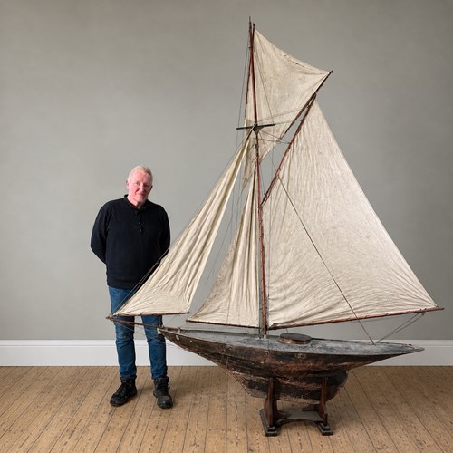 Exceptional Scale “Golden Jubilee 1887” Racing Pond Yacht, Formerly Property Of 