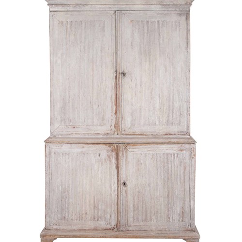 Late 18Th Century Swedish Gustavian Cabinet With Reeded Front