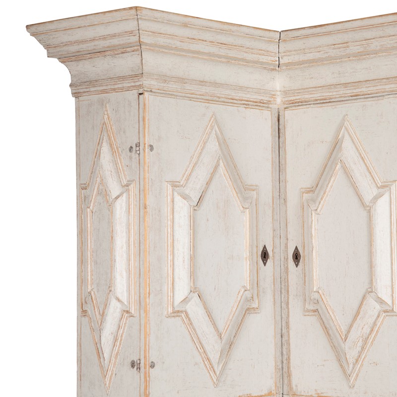 18Th Century Baroque Corner Cabinet-christopher-hall-antiques-cornercabinet-08-main-637971282198733481.jpg