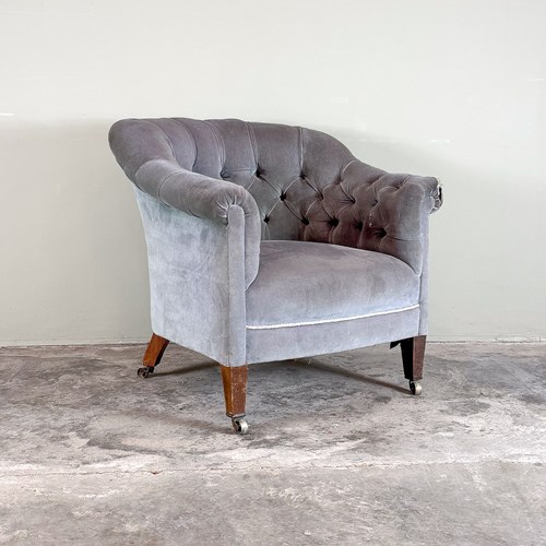 English Tub Chair 