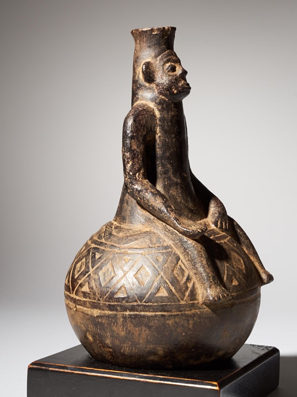 Anthropomorphic Figural Vessel in Terracotta-collectit-by-spectandum-000267-04-2mb-main-637360448409999740.jpg