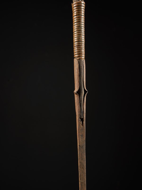 African Barbed Harpoon Spear, Ngbandi people-collectit-by-spectandum-000433-06-main-637825104045870922.jpg