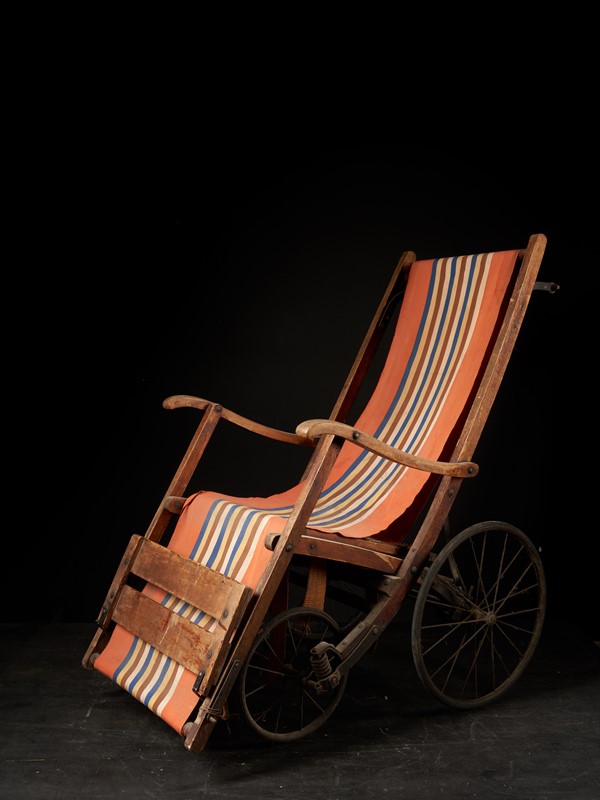 20th C, Antique 4-wheel Pushchair-collectit-by-spectandum-000614-02-2mb-main-637374791873776172.jpg