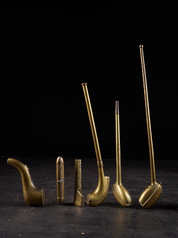 6 Brass Pipe Holder Cases for Clay and other Pipes-collectit-by-spectandum-001827-01-2mb-main-637603231756770636.jpg