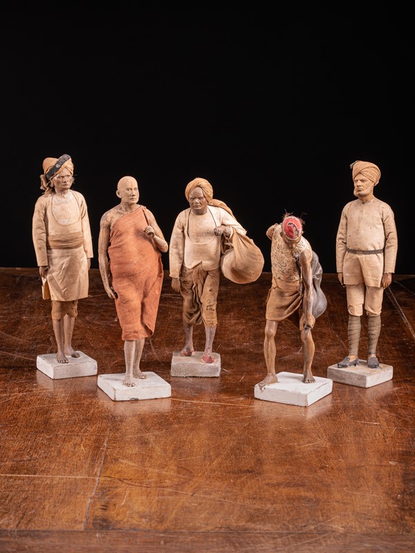  Ensemble of Indian Terracotta Figures-collectit-by-spectandum-001994-01-main-637831409728277445.jpg