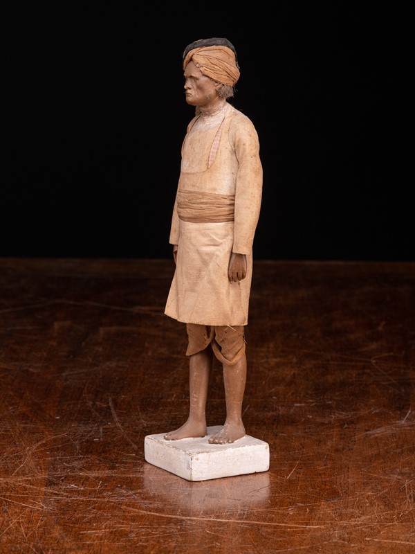  Ensemble of Indian Terracotta Figures-collectit-by-spectandum-001994-23-main-637831410553298409.jpg