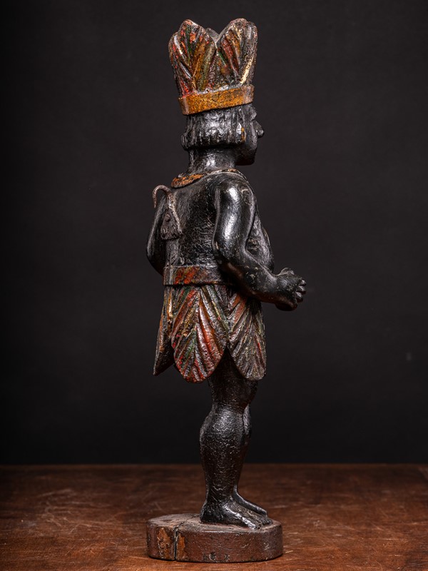 Oakwood Counter top Cigar store Indian statue-collectit-by-spectandum-2218-10-main-637851314601668907.jpg