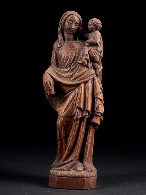19th C Virgin and child wooden statue -collectit-by-spectandum-k003441-01-main-637833735967393298.jpg