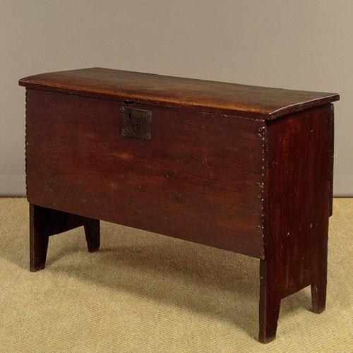 Oak Six Plank Coffer C.1650