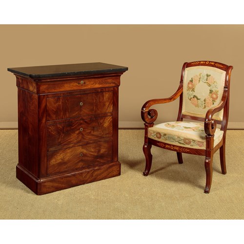 Small Mahogany Commode C.1840