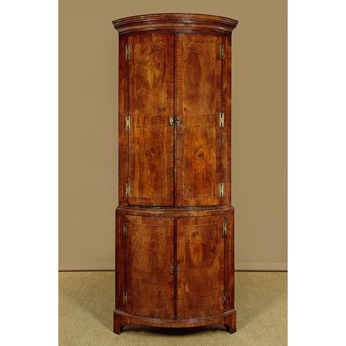 Georgian Mahogany Bow Front Corner Cupboard C.1800