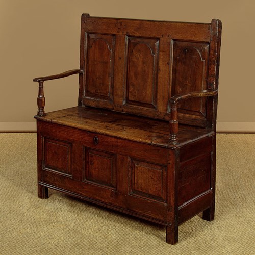 Small Oak Box Settle C.1760