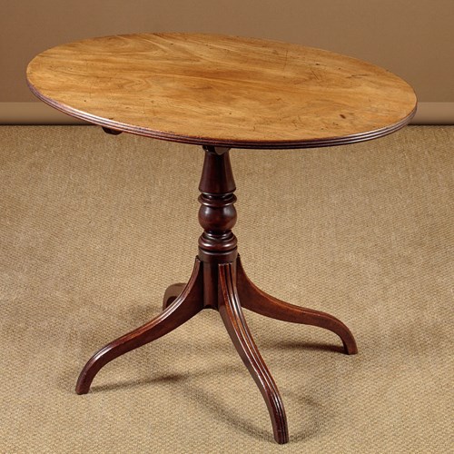 Mahogany Tilt-Top Side Table C.1820