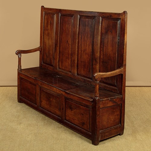 Welsh Oak Box Settle C.1740