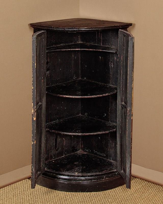 18Th.C. Painted Corner Pedestal Cabinet C.1780-collinge-antiques-img-7856-copy-main-638186418545849315.jpg