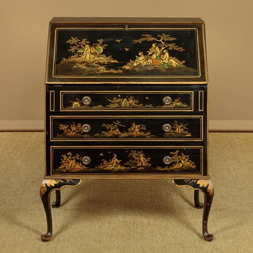 Small Chinoiserie Bureau C.1930