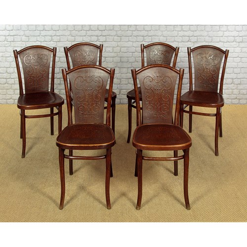 Set Of Six Bentwood Bistro Dining Chairs By Thonet C.1900