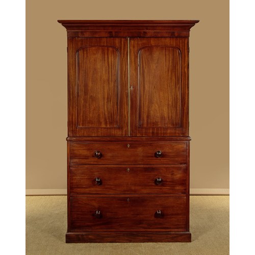 Mahogany Linen Press C.1860