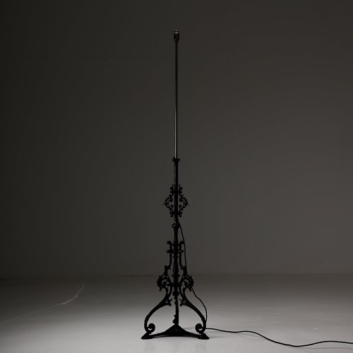 Gothic Floor Lamp 2