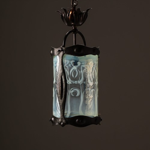 Large Arts & Crafts Entrance Lantern