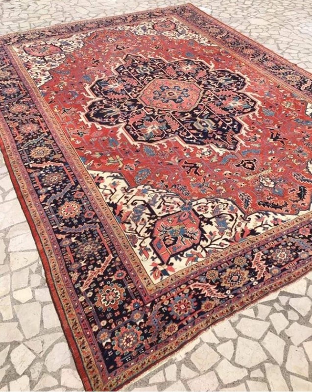 Antique Heriz Carpet with Medallion Design-cotswold-oriental-rugs-3-main-637775177472022264.jpeg