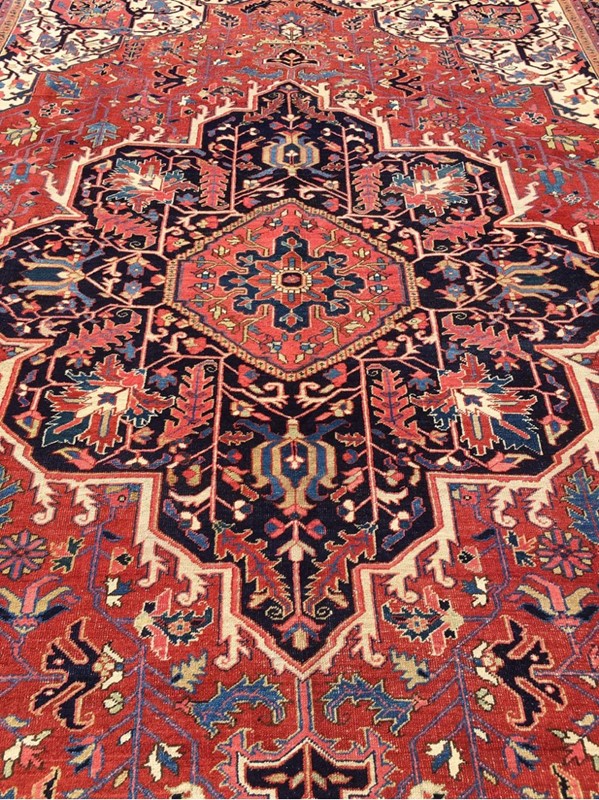 Antique Heriz Carpet with Medallion Design-cotswold-oriental-rugs-6-main-637775177483115431.jpeg