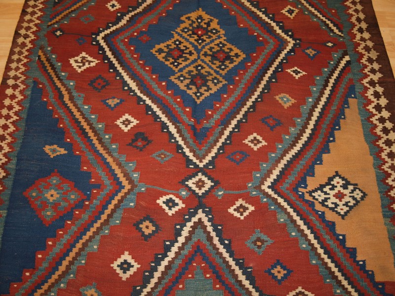 Antique Persian tribal Qashqai kilim-cotswold-oriental-rugs-p1088951-main-637756149136111895.JPG