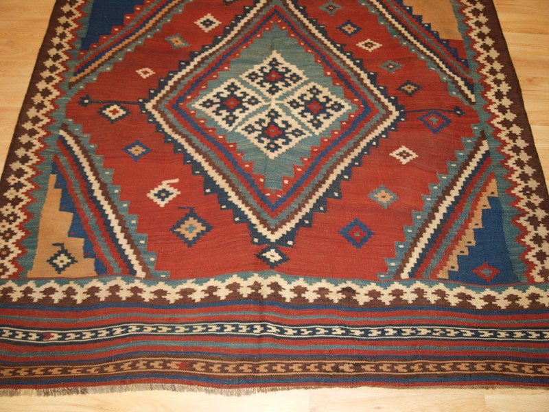 Antique Persian tribal Qashqai kilim-cotswold-oriental-rugs-p1088953-main-637756149188768652.JPG