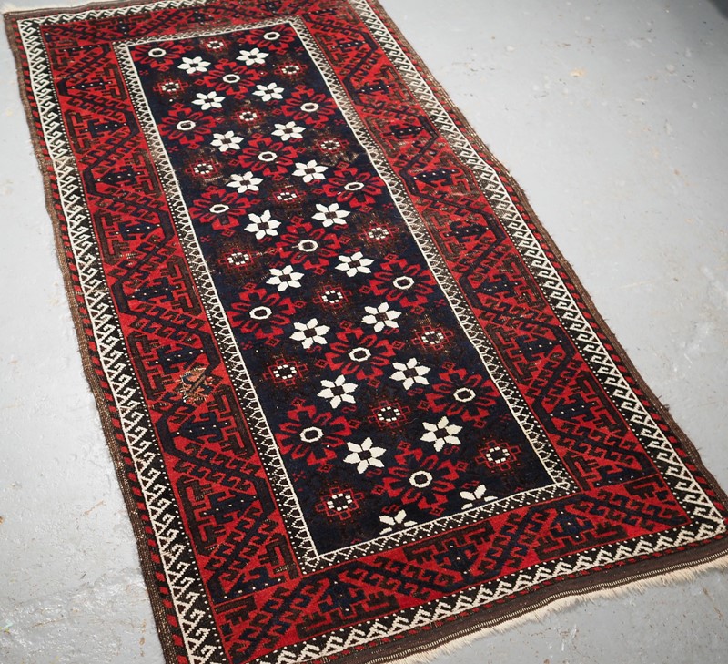Antique Baluch Rug -cotswold-oriental-rugs-p2030117-main-637822601451700751.JPG