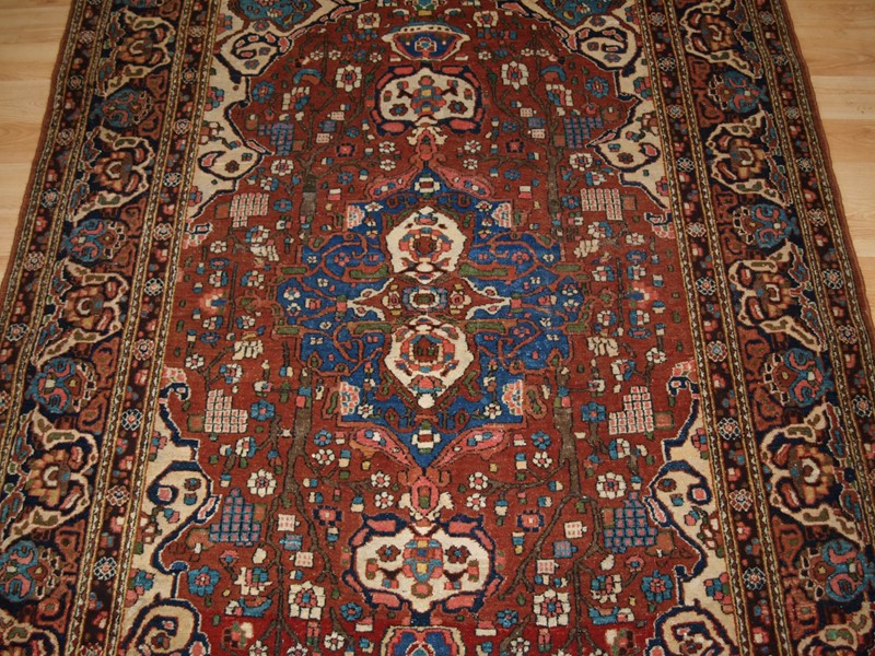 Antique Isfahan Rug With Small Medallion Design-cotswold-oriental-rugs-p2200909-main-637862186517148430.JPG