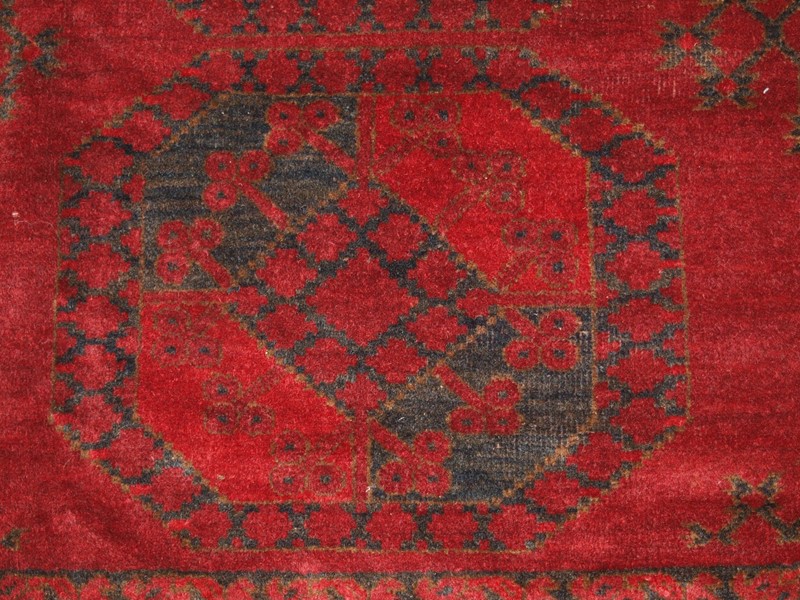 Antique Red Afghan Carpet With Traditional Ersari -cotswold-oriental-rugs-p5011641-main-637848402681059970.JPG